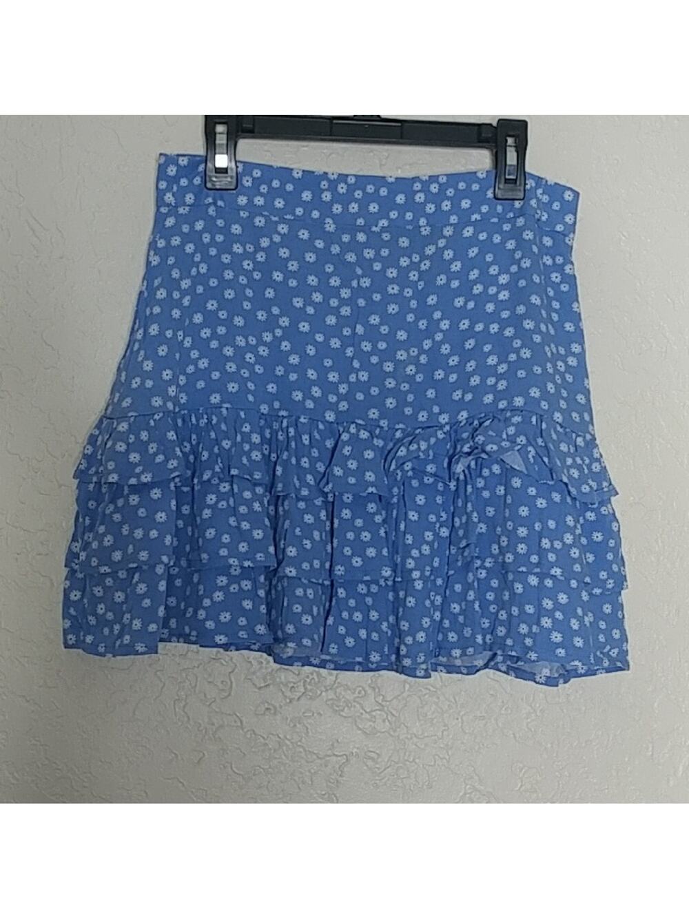 Forever 21 Floral Ruffle Mini Skirt Size‎ S